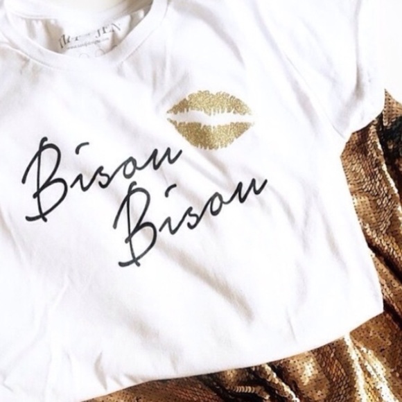 t+j Designs Bisou Bisou Graphic Tee - Picture 3 of 4
